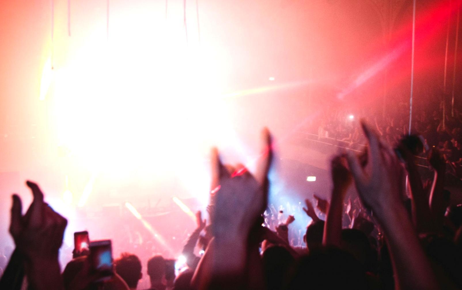 Why 78% of Event Attendees Forget Your Brand Within 48 Hours